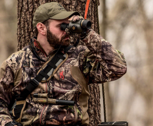 Best Lightweight Spotting Scope for Elk Hunting