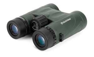 Celestron Nature DX 8×32 as the Best Compact Binoculars