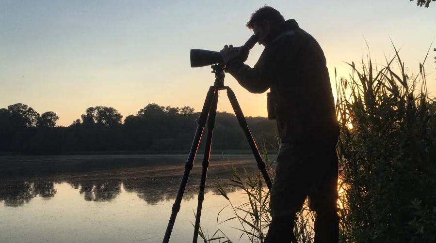 Best Spotting Scopes for Target Shooting